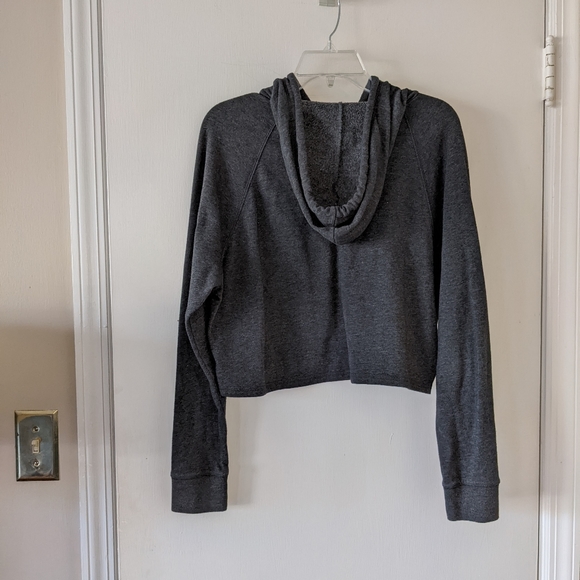 H&M Divided Cropped Basic Grey Hoodie - Picture 4 of 6